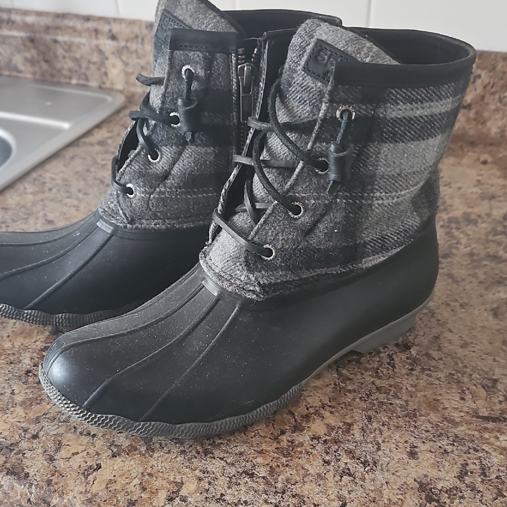 Sperry Winter Boots